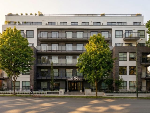 Apartment for sale in Vancouver, Vancouver East, 202 2268 E Broadway Street, 263121890 | Realtylink.org