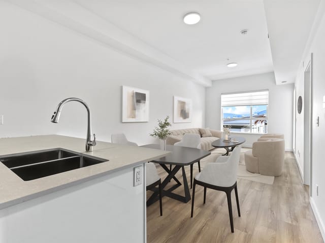 Apartment for sale in Maple Ridge, Maple Ridge, 510 11913 Burnett Street, 263121898 | Realtylink.org