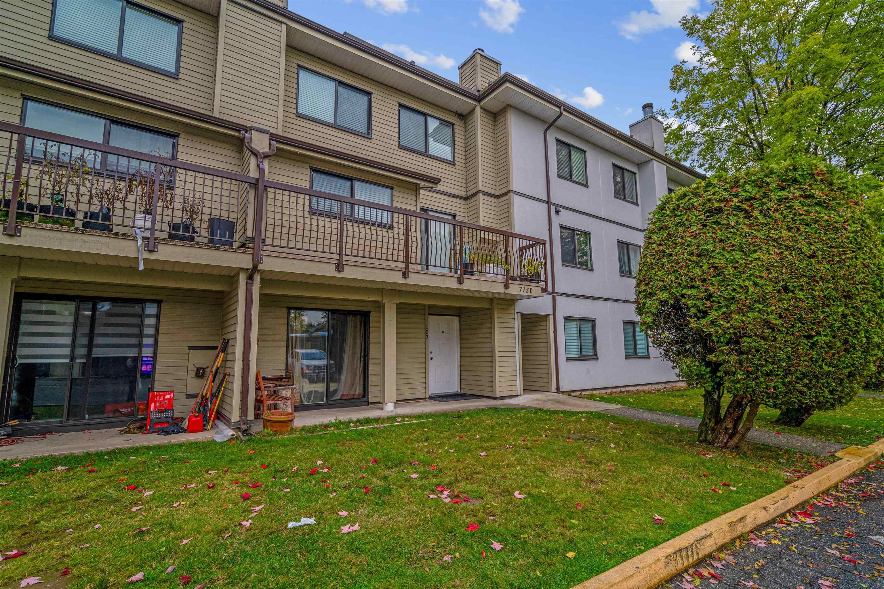 Townhouse for sale in Surrey, Surrey, 102 7150 133 Street, 263121931 | Realtylink.org