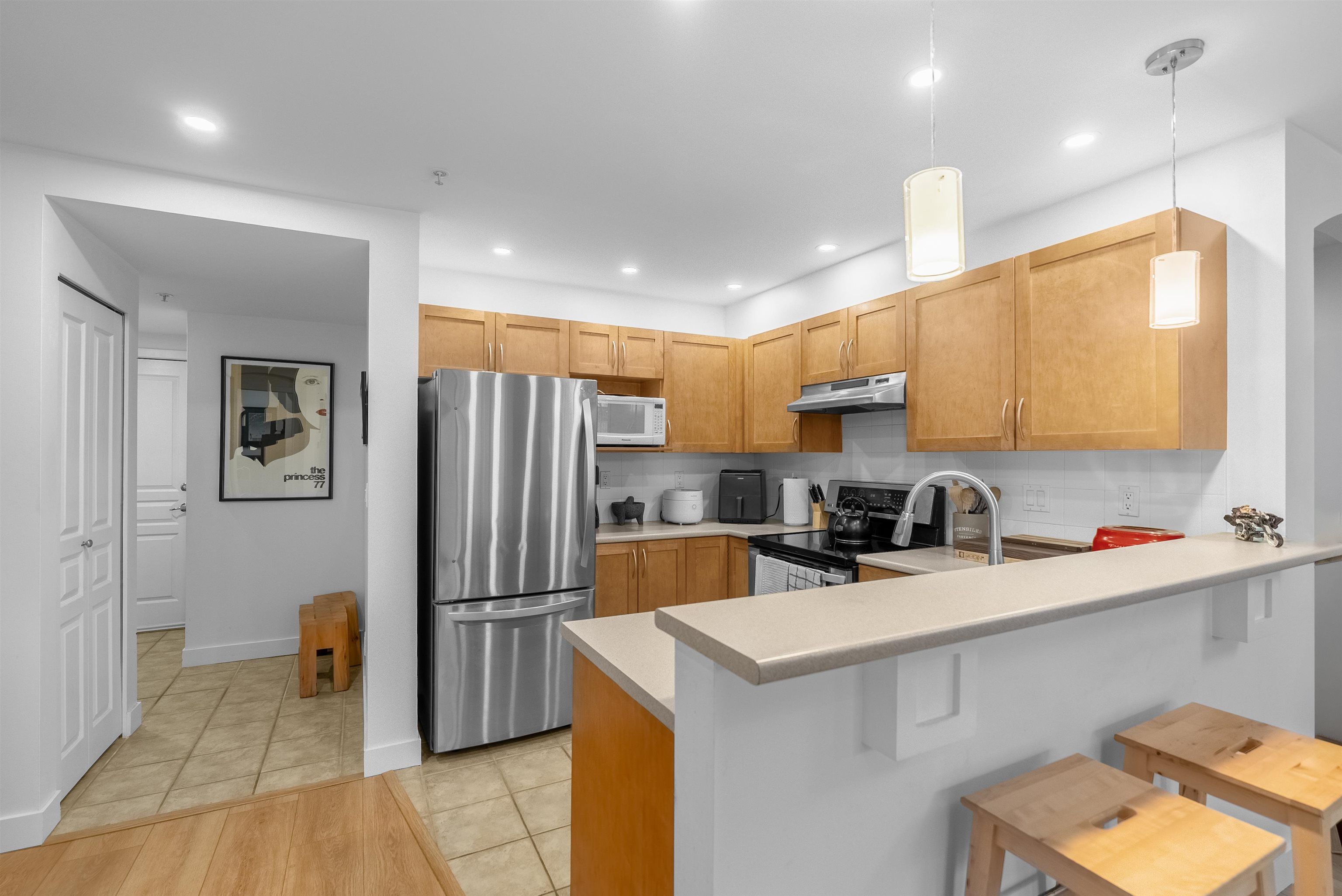 Apartment for sale in North Vancouver, North Vancouver, 302 333 East 1st Street, 263121941 | Realtylink.org