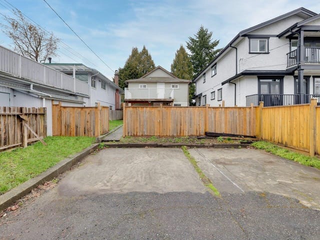 House for sale in Burnaby, Burnaby North, 4168 Parker Street, 263121977 | Realtylink.org