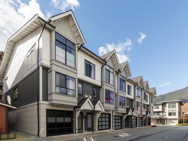 Townhouse for sale in Squamish, Squamish, 1214 Granite Drive, 263122049 | Realtylink.org