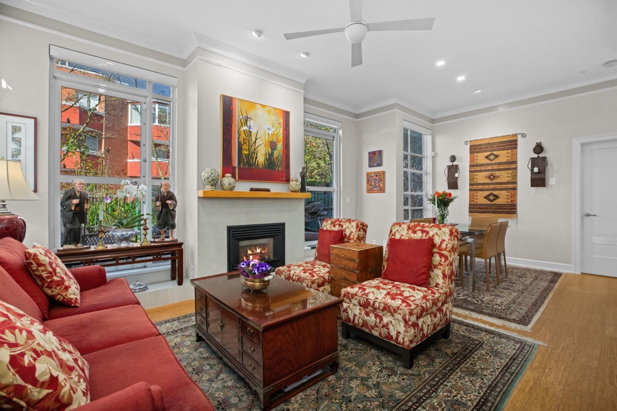 Apartment for sale in Vancouver, Vancouver West, 106 1928 Nelson Street, 263122086 | Realtylink.org