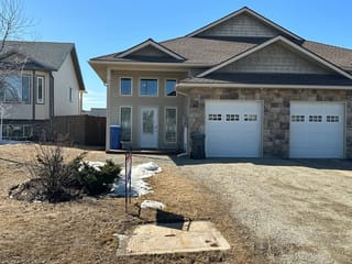 1/2 Duplex for sale in Fort St. John, Fort St. John, 11712 98a Street, 263122104 | Realtylink.org