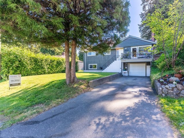 House for sale in Surrey, North Surrey, 11220 Lansdowne Drive, 263122106 | Realtylink.org