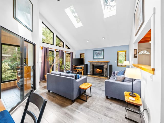 House for sale in Bowen Island, Bowen Island, 576 Cowan Road, 263122124 | Realtylink.org