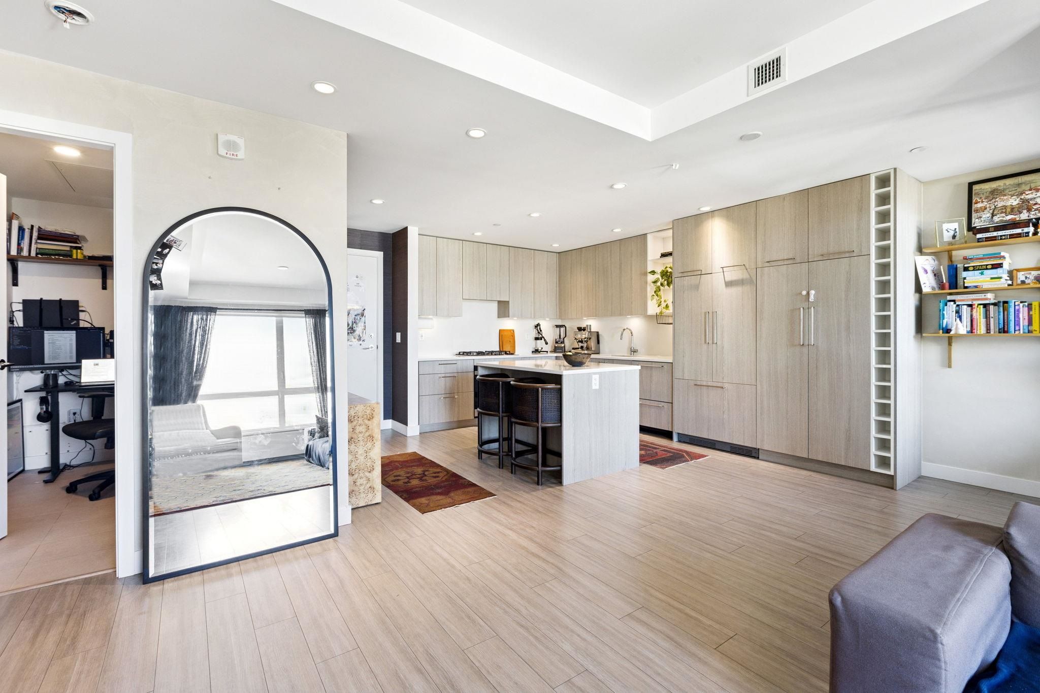 Apartment for sale in North Vancouver, North Vancouver, 303 707 E 3rd Street, 263122145 | Realtylink.org