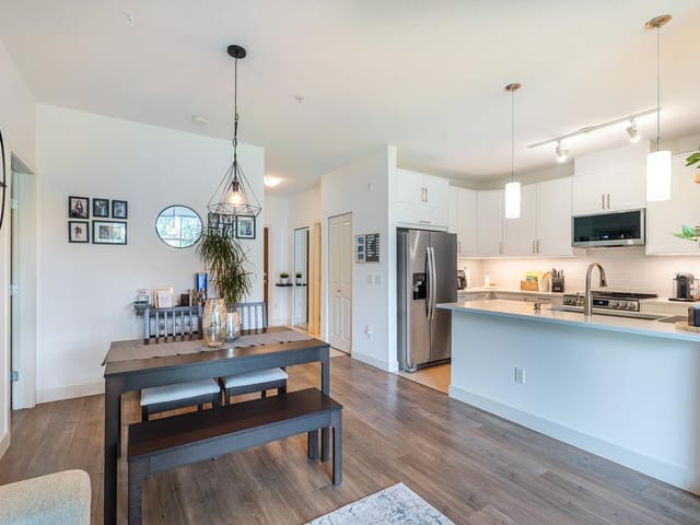 Apartment for sale in Port Coquitlam, Port Coquitlam, 318 2477 Kelly Avenue, 263122178 | Realtylink.org
