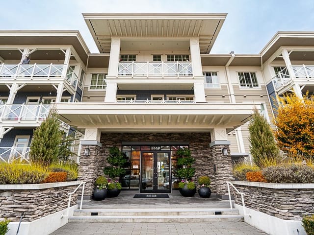 Apartment for sale in Delta, Ladner, 129 5535 Admiral Way, 263122217 | Realtylink.org