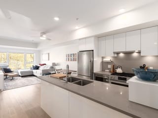 Apartment for sale in Vancouver, Vancouver East, 305 2666 Duke Street, 263122275 | Realtylink.org