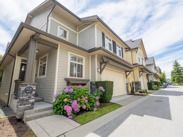 Townhouse for sale in Surrey, South Surrey White Rock, 23 15885 26 Avenue, 263122323 | Realtylink.org