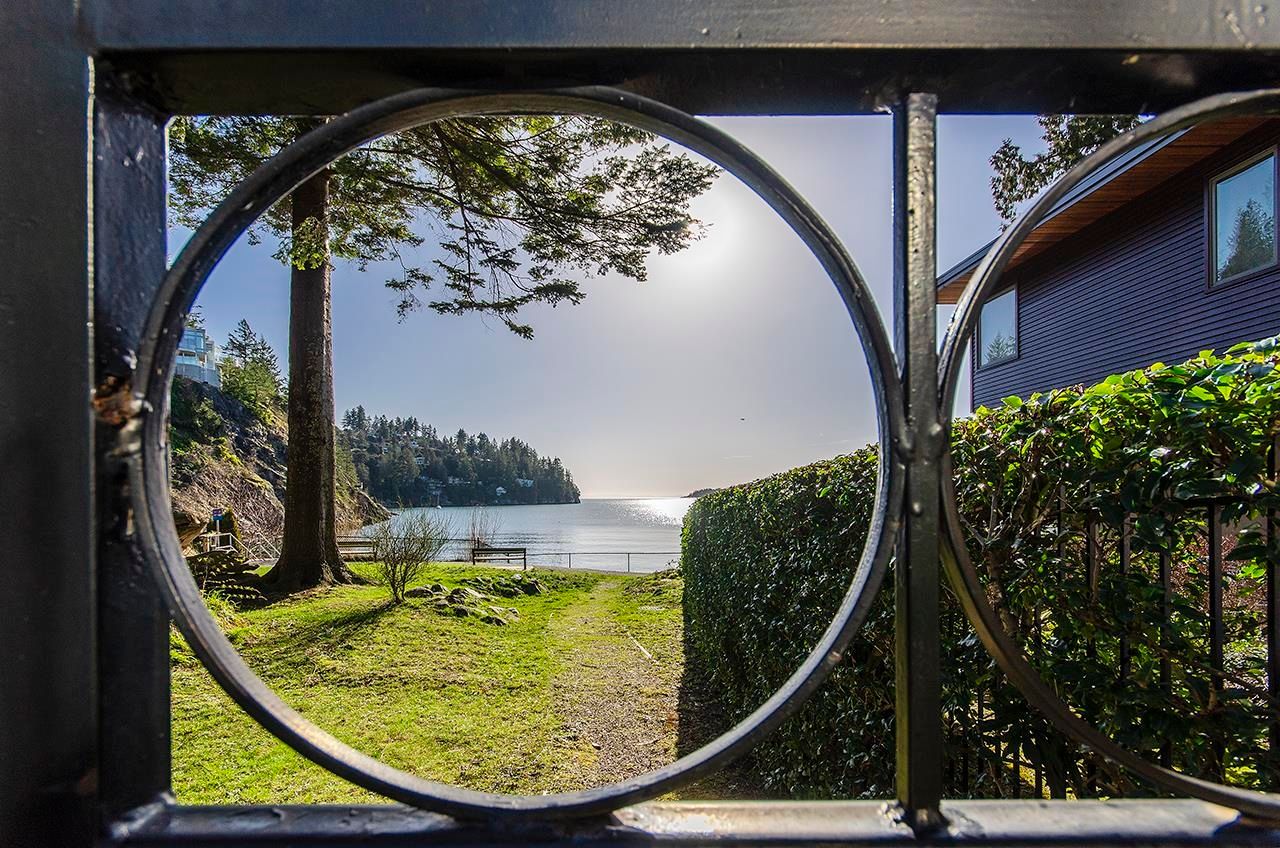 House for sale in West Vancouver, West Vancouver, 6760 Batchelor Bay Place, 263122374 | Realtylink.org