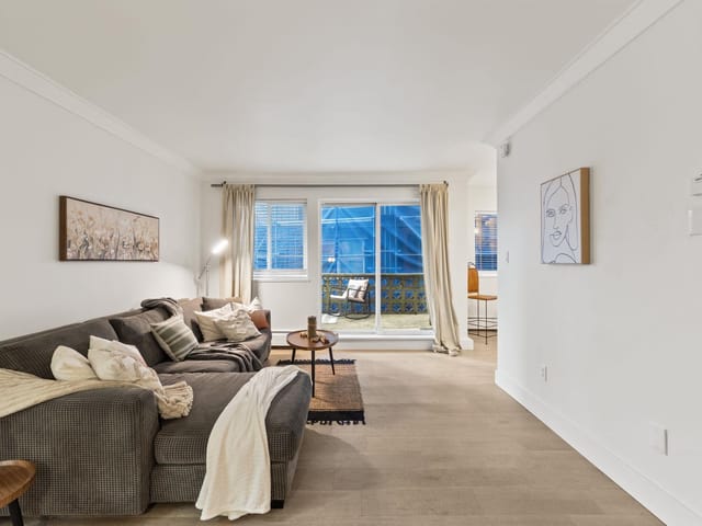 Apartment for sale in Vancouver, Vancouver East, 104 1540 E 4th Avenue, 263122391 | Realtylink.org