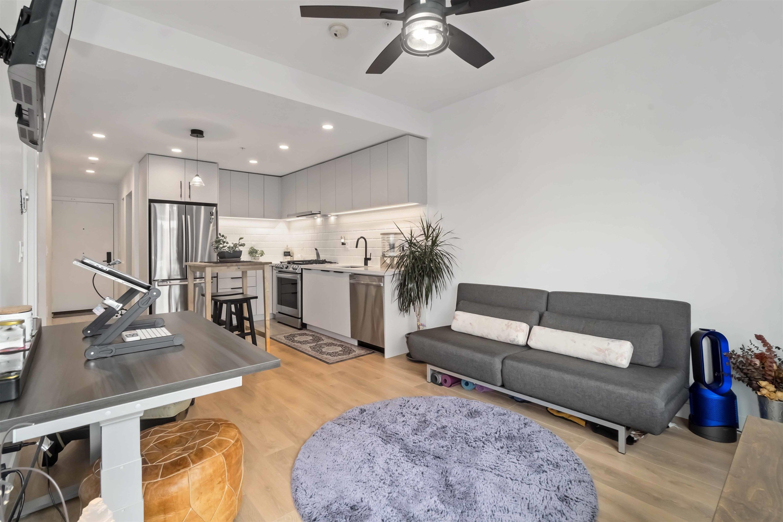 Apartment for sale in Port Moody, Port Moody, 505 3018 St George Street, 263122400 | Realtylink.org