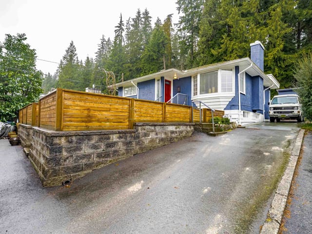 House for sale in North Vancouver, North Vancouver, 1749 Deep Cove Road, 263122533 | Realtylink.org