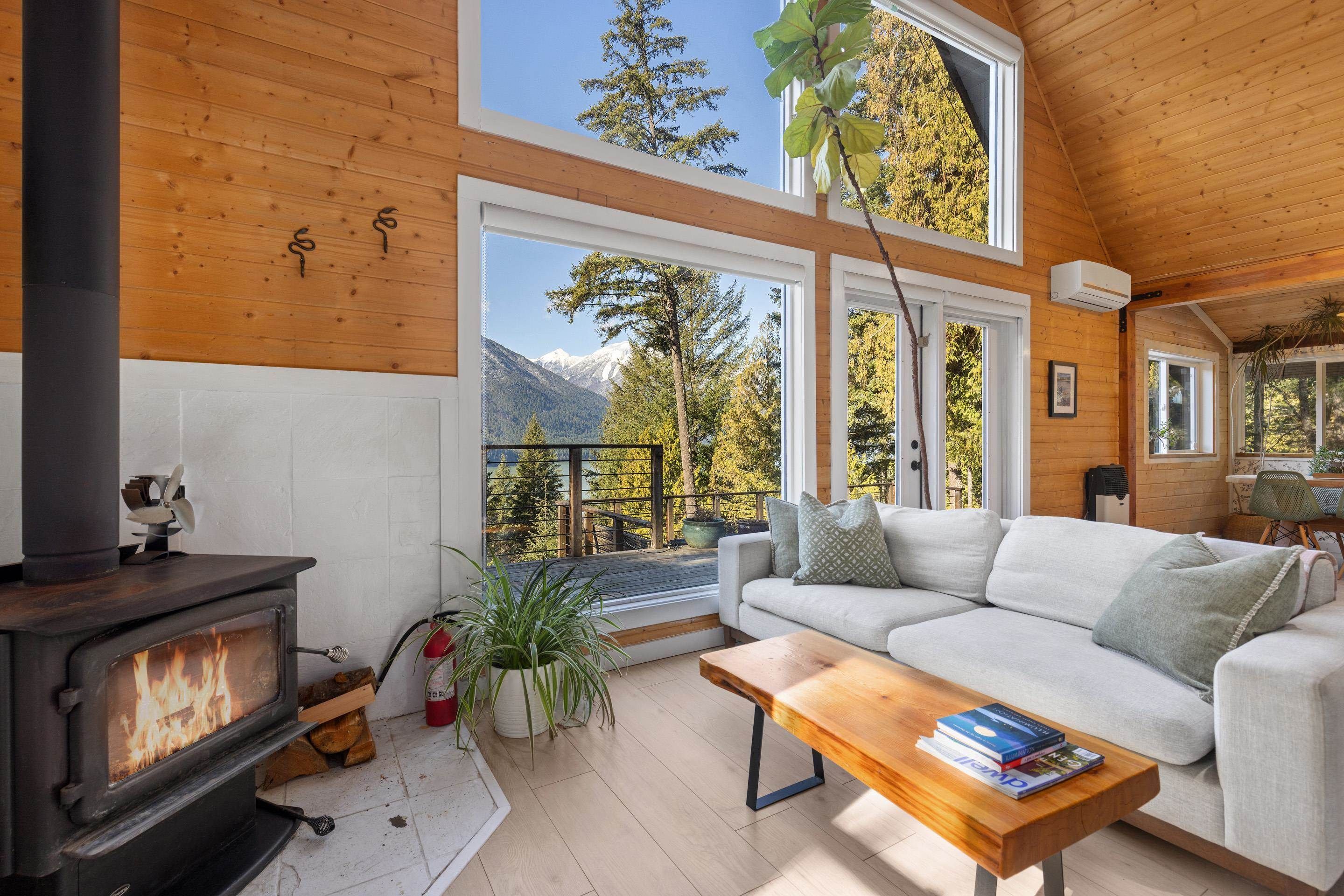 House for sale in Pemberton, Pemberton, 144 6500 in-Shuck-Ch Forest Service Road, 263122595 | Realtylink.org