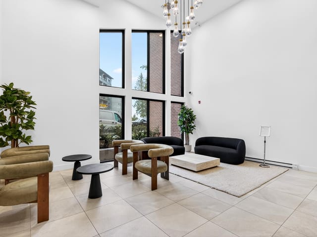 Apartment for sale in Surrey, South Surrey White Rock, 104 3480 146a Street, 263122639 | Realtylink.org