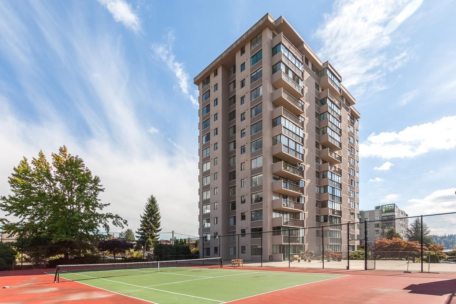 Apartment for sale in West Vancouver, West Vancouver, 905 555 13th Street, 263122656 | Realtylink.org
