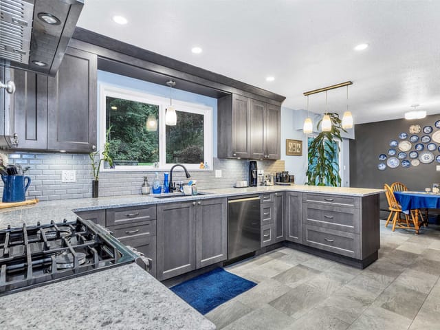 House for sale in Maple Ridge, Maple Ridge, 12146 Rothsay Street, 263122712 | Realtylink.org