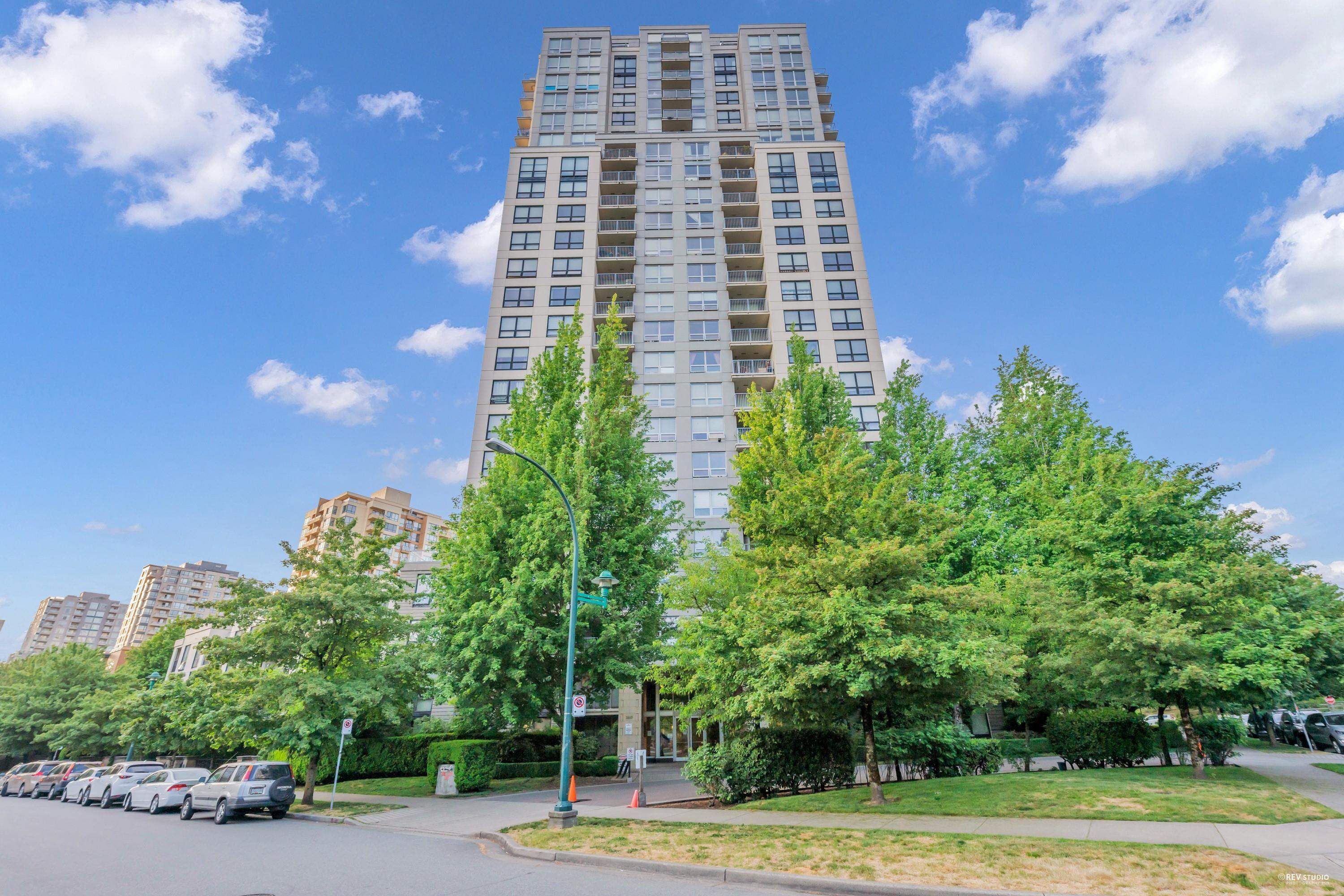 Apartment for sale in Vancouver, Vancouver East, 2002 3663 Crowley Drive, 263122728 | Realtylink.org