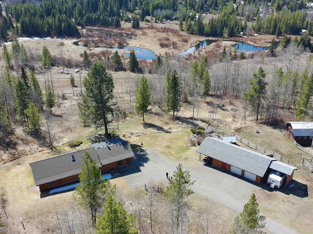 House for sale in 150 Mile House, Williams Lake, 2815 Pioneer Crescent, 263122752 | Realtylink.org