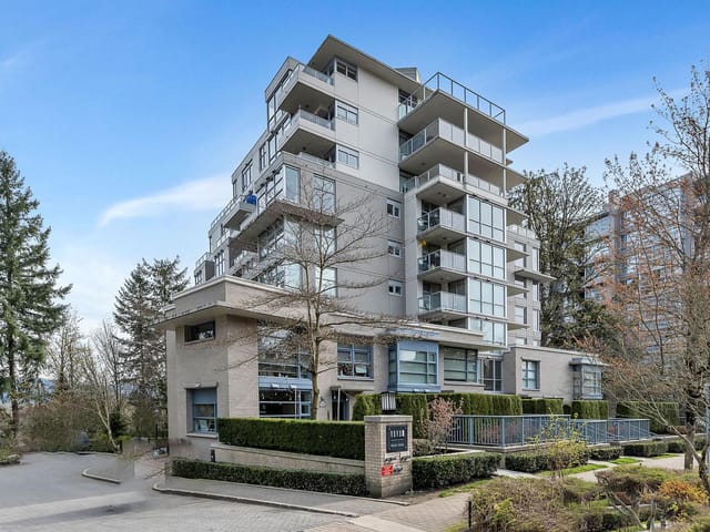 Apartment for sale in Burnaby, Burnaby North, 303 9262 University Crescent, 263122753 | Realtylink.org