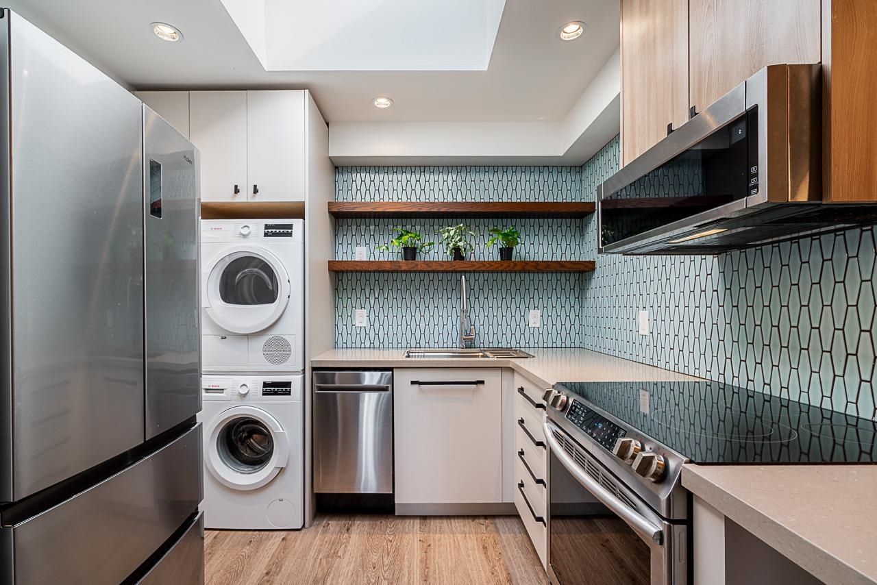 Apartment for sale in Coquitlam, Coquitlam, 204 555 North Road, 263122756 | Realtylink.org