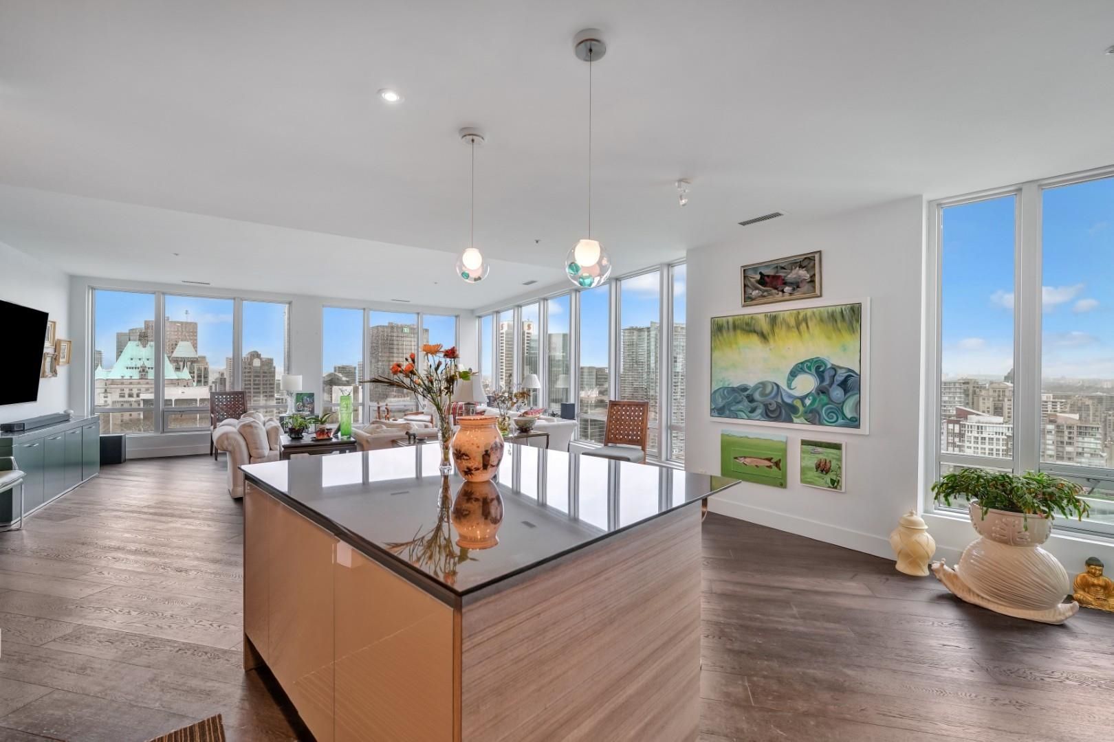 Apartment for sale in Vancouver, Vancouver West, 2106 989 Nelson Street, 263122784 | Realtylink.org