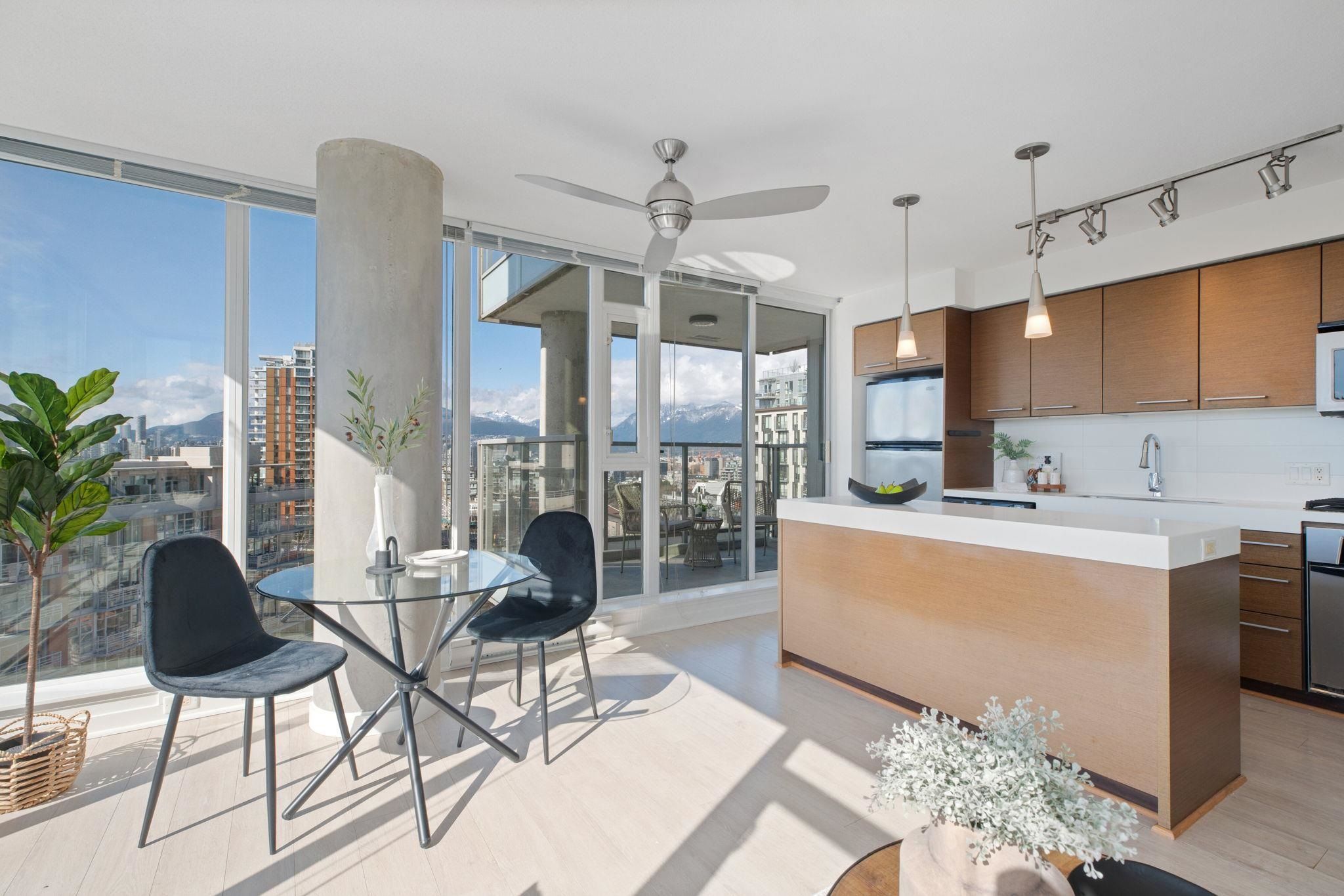 Apartment for sale in Vancouver, Vancouver East, 901 2770 Sophia Street, 263122850 | Realtylink.org