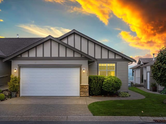 Townhouse for sale in Chilliwack, Chilliwack, 122 8590 Sunrise Drive, 263122865 | Realtylink.org