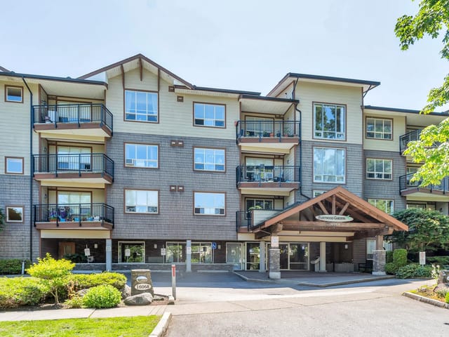 Apartment for sale in Surrey, Surrey, 405 16068 83 Avenue Avenue, 263122872 | Realtylink.org