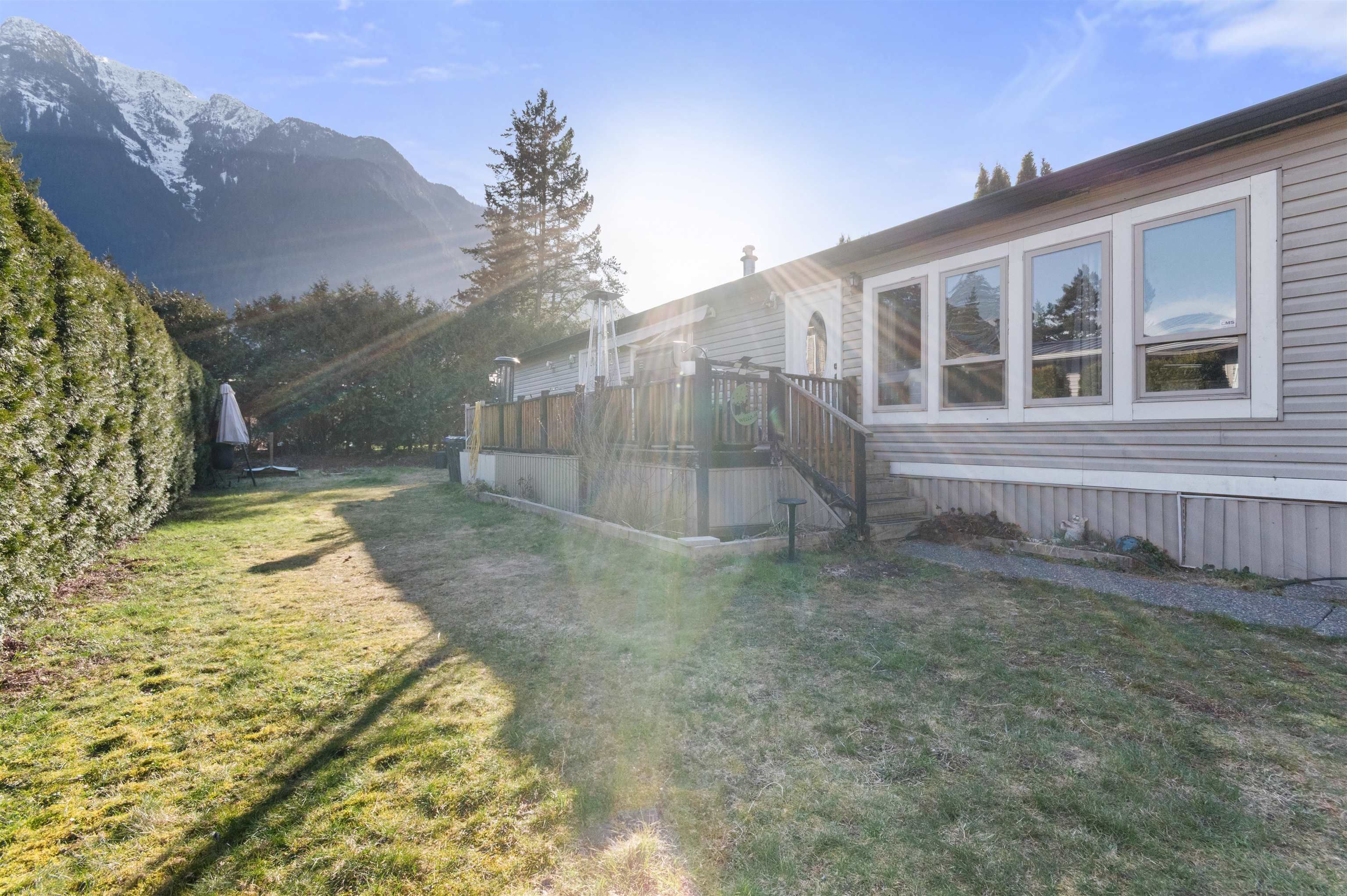 Manufactured Home for sale in Hope, Hope & Area, 111 65367 Kawkawa Lake Road, 263122914 | Realtylink.org