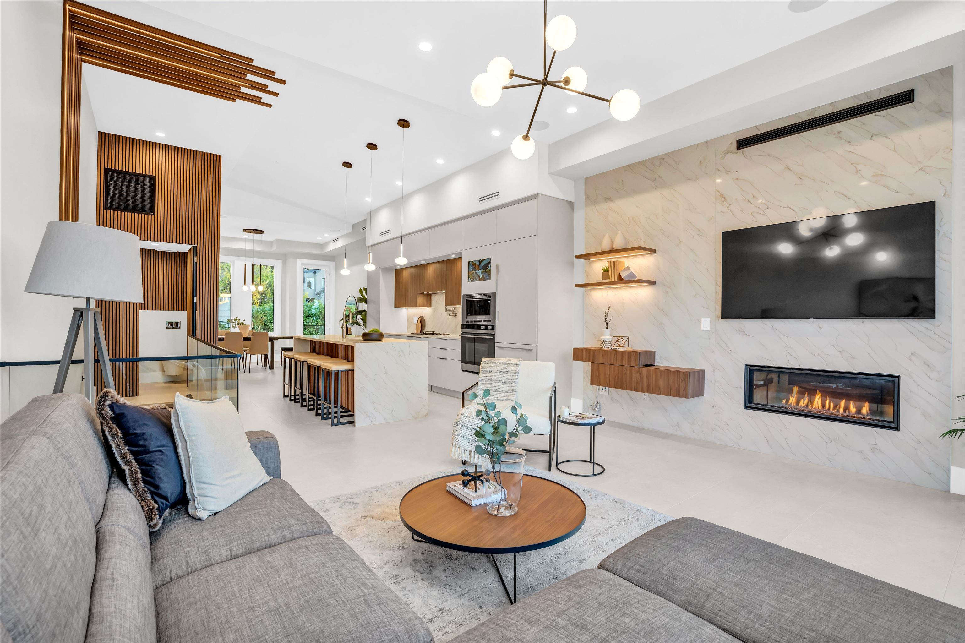 1/2 Duplex for sale in West Vancouver, West Vancouver, 2380 Marine Drive, 263122993 | Realtylink.org