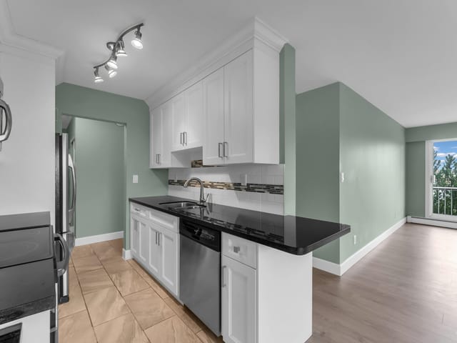 Apartment for sale in Surrey, Cloverdale, 322 17707 57a Avenue, 263123015 | Realtylink.org