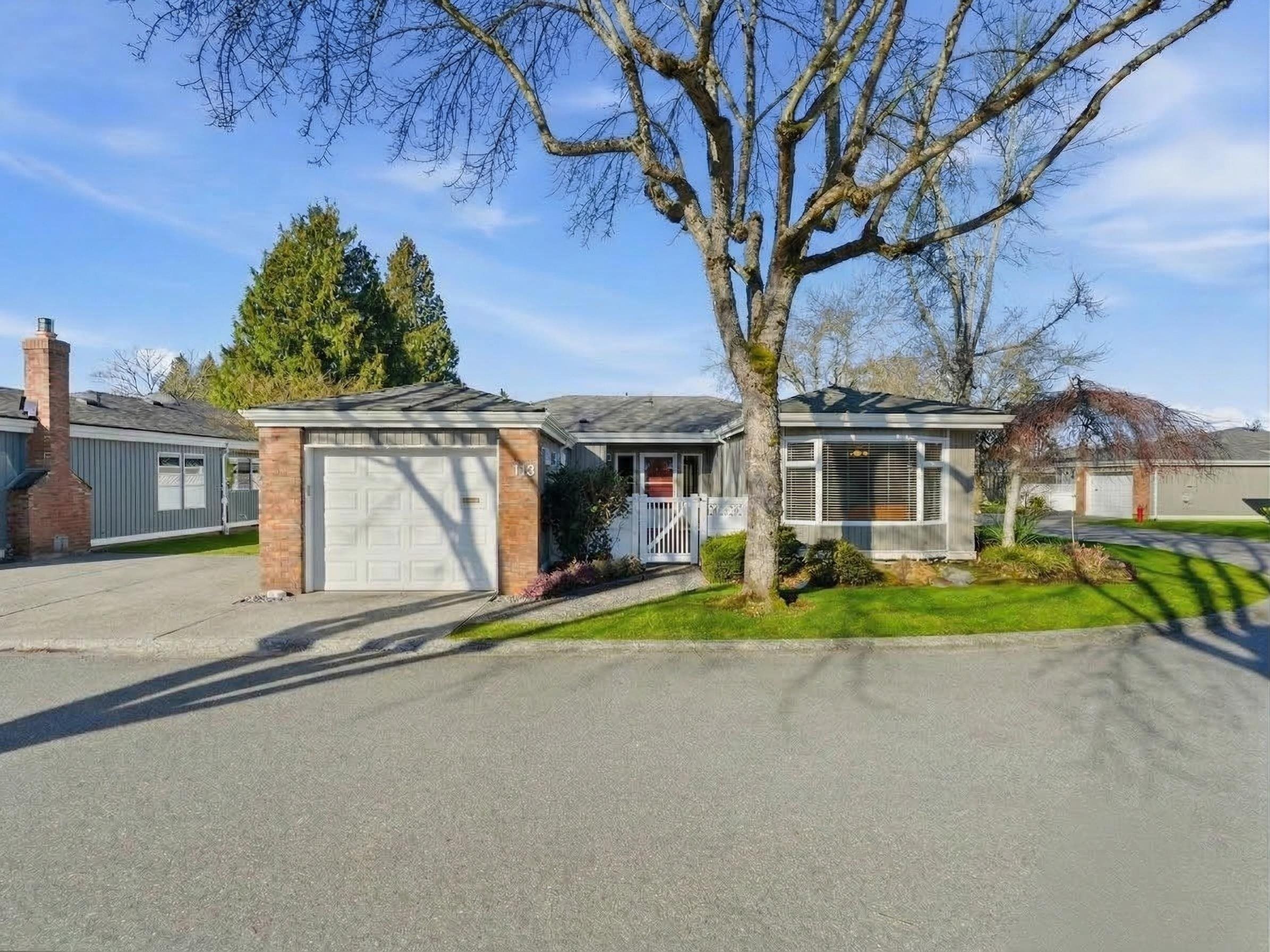 Townhouse for sale in Surrey, South Surrey White Rock, 113 14271 18a Avenue, 263123049 | Realtylink.org
