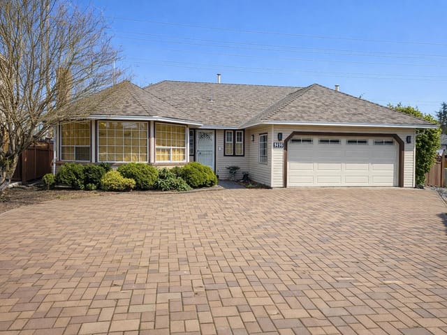 House for sale in Surrey, Surrey, 9496 160a Street, 263123052 | Realtylink.org