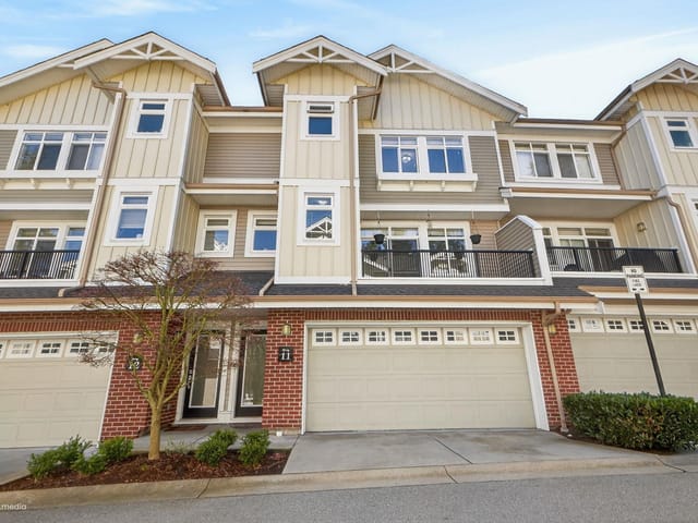 Townhouse for sale in Surrey, South Surrey White Rock, 11 2925 King George Boulevard, 263123125 | Realtylink.org