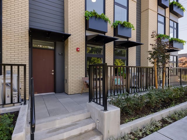 Townhouse for sale in North Vancouver, North Vancouver, 102 342 Mountain Highway, 263123131 | Realtylink.org