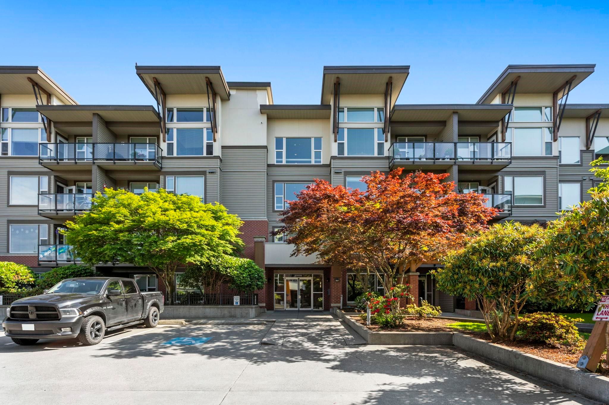 Apartment for sale in Abbotsford, Abbotsford, 203 33539 Holland Avenue, 263123133 | Realtylink.org