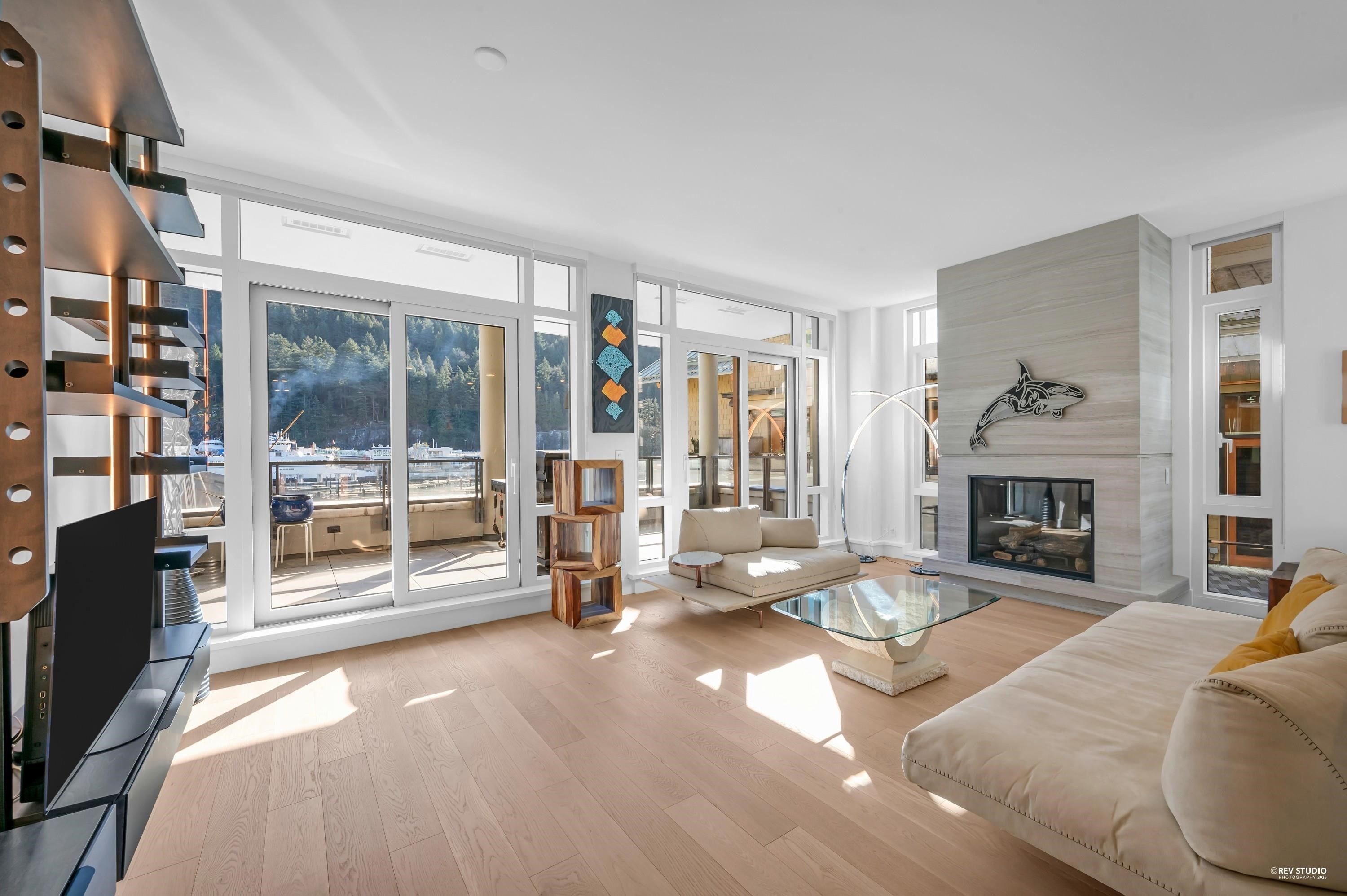 Apartment for sale in West Vancouver, West Vancouver, 203 6697 Nelson Avenue, 263123186 | Realtylink.org