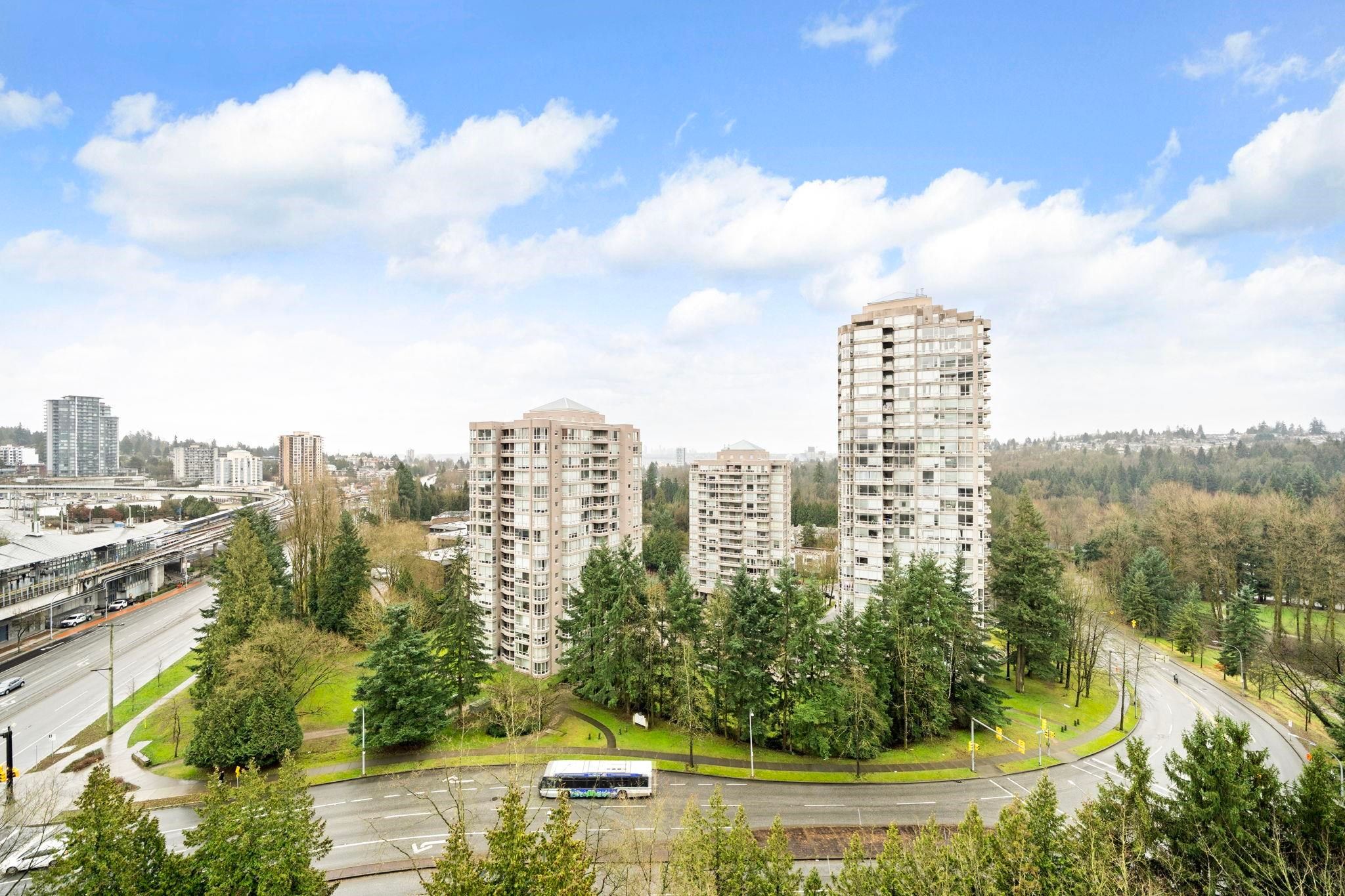 Apartment for sale in Burnaby, Burnaby North, 1306 9521 Cardston Court, 263123339 | Realtylink.org