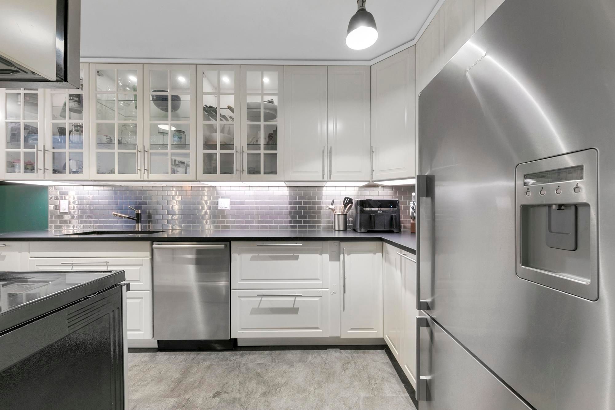 Apartment for sale in Burnaby, Burnaby North, 326 9101 Horne Street, 263123340 | Realtylink.org