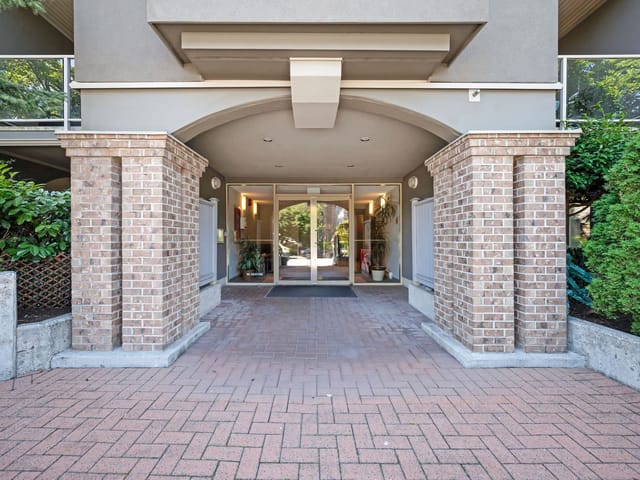 Apartment for sale in Port Coquitlam, Port Coquitlam, 301 2360 Wilson Avenue, 263123412 | Realtylink.org