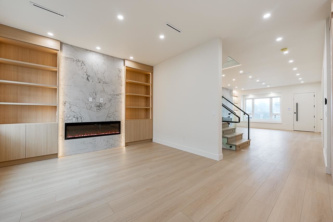 1/2 Duplex for sale in Burnaby, Burnaby North, 2 6554 Charles Street, 263123421 | Realtylink.org