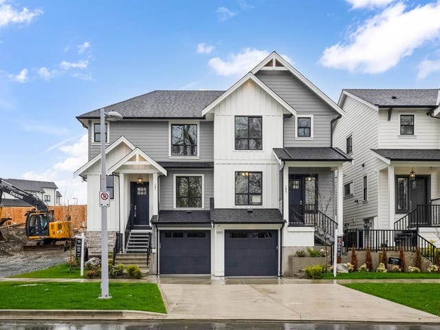 1/2 Duplex for rent in Surrey, South Surrey White Rock, 101 16611 18th Avenue, 263123611 | Realtylink.org