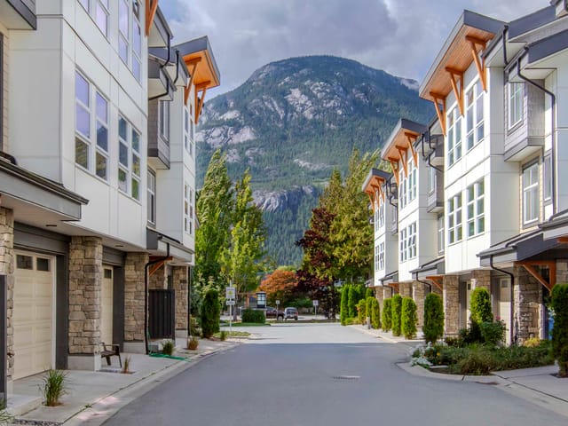 Townhouse for sale in Squamish, Squamish, 4 39548 Loggers Lane, 263123693 | Realtylink.org
