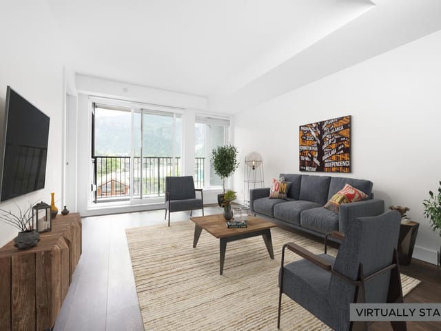 Apartment for sale in Squamish, Squamish, 214 1365 Pemberton Avenue, 263123695 | Realtylink.org