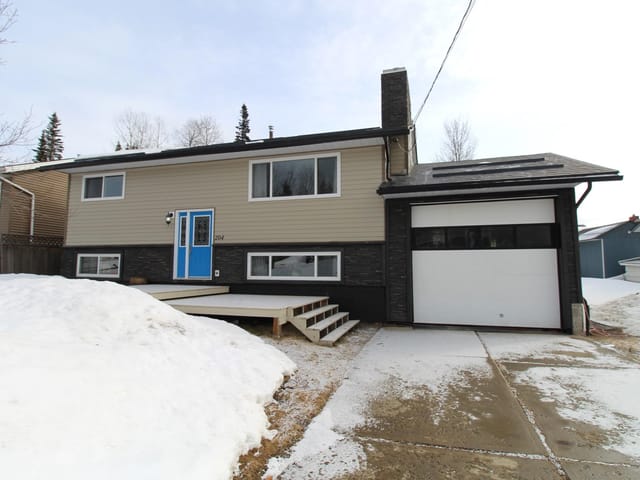House for sale in Mackenzie, Mackenzie, 204 Crysdale Drive, 263123777 | Realtylink.org