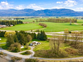 House for sale in Abbotsford, Abbotsford, 37795 North Parallel Road, 263123809 | Realtylink.org