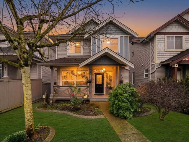 House for sale in Surrey, Surrey, 14858 56a Avenue, 263123827 | Realtylink.org